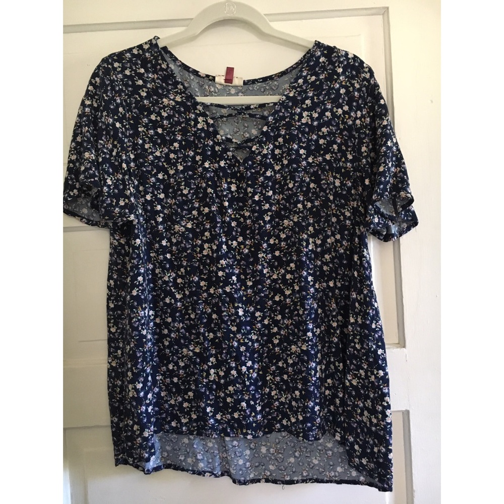 Flowy top